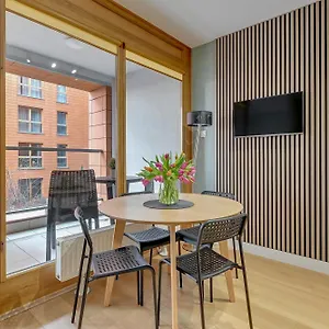 Staywin Aura I Polonia