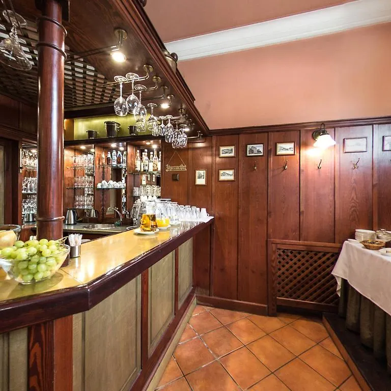 Apartamenty Kajzer Krakow 2*,  Poland